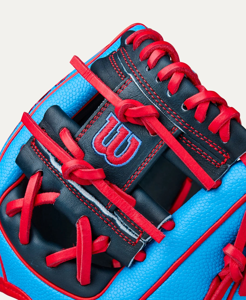 Wilson A2000 Winter 2026- PF11SS 11" RHT (Pedroia Fit)