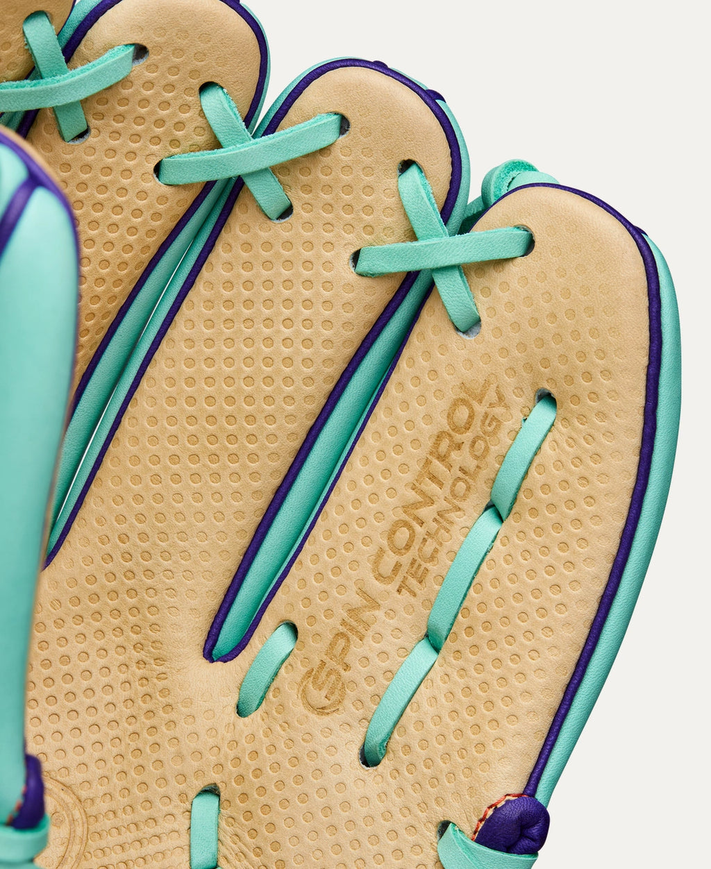 Wilson A2000 Winter 2026- SC1786 11.5" RHT W/Spin Control